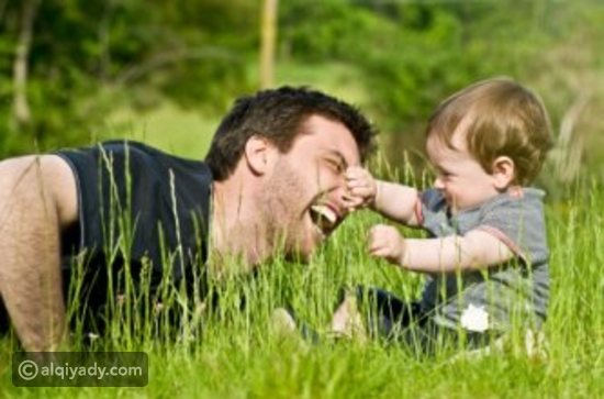 بالصور: 5 أمور يفعلها الرجال ولا يعرفون أنها تجذب النساء.. تعرف عليها