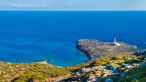 جزيرة تبحث عن سكان جدد وتقدم لهم عروضًا مغرية