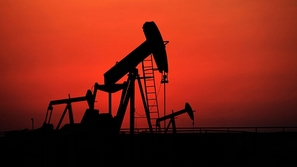 الإمارات تُعزز إنتاجها من النفط والغاز