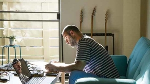 دليلك للحفاظ على نشاطك وتركيزك خلال العمل من المنزل