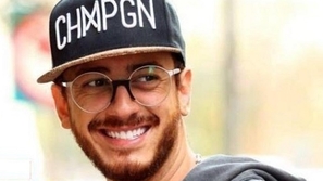 سعد لمجرد ينشر هذه الصورة المثيرة للجدل
