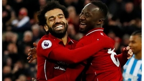 صورة: هدية غامضة من محمد صلاح لزميله في ليفربول