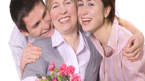 أفكار لإسعاد والدتك في عيد الأم: تجنب هذه الأشياء