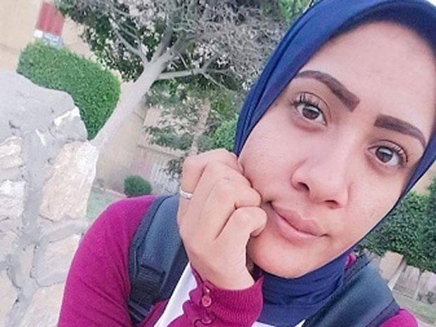 وانتشرت لها مجموعة من الصور عبر مواقع التواصل والمنتديات