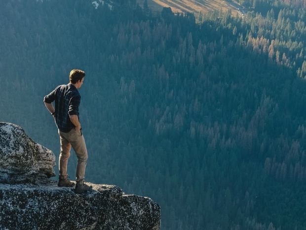 5 طرق بسيطة لجلب الطاقة الإيجابية إلى حياتك الآن القيادي