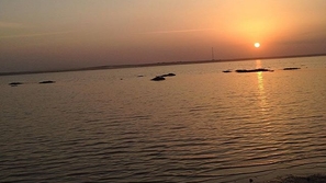 صور تظهر روعة بحيرة الكسر في السعودية
