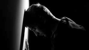 أنواع الاكتئاب وأسبابه